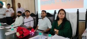 1747314664_क्षेत्र-पंचायत-बहादराबाद-की-बैठक-में-प्रमुखता-से-रखे-गए.jpg