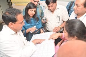 1747396955_निदेशक-राष्ट्रीय-स्वास्थ्य-मिशन-ने-जनपद-हरिद्वार-के-महिला-चिकित्सालय.jpg