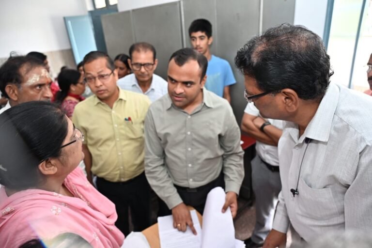 1786096686_विशेष-गहन-पुनरीक्षण-कार्यक्रम-के-द्वितीय-चरण-के-सफल-कार्यान्वयन.jpeg