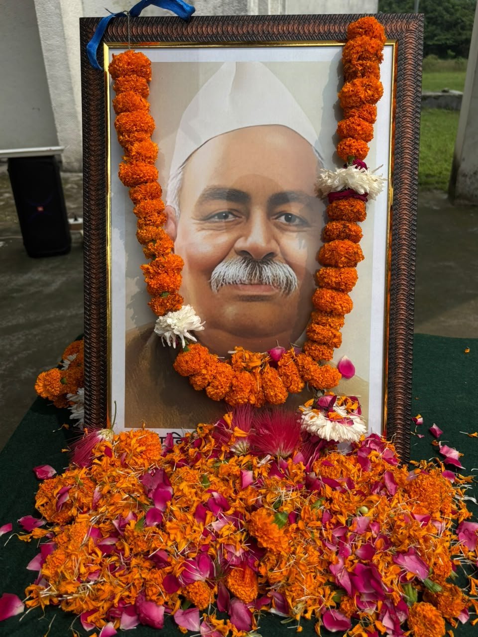 1789058177_भारतरत्न-पंडित-गोविंद-बल्लभ-पंत-के-139वें-जन्मदिवस-पर-उन्हे.jpg
