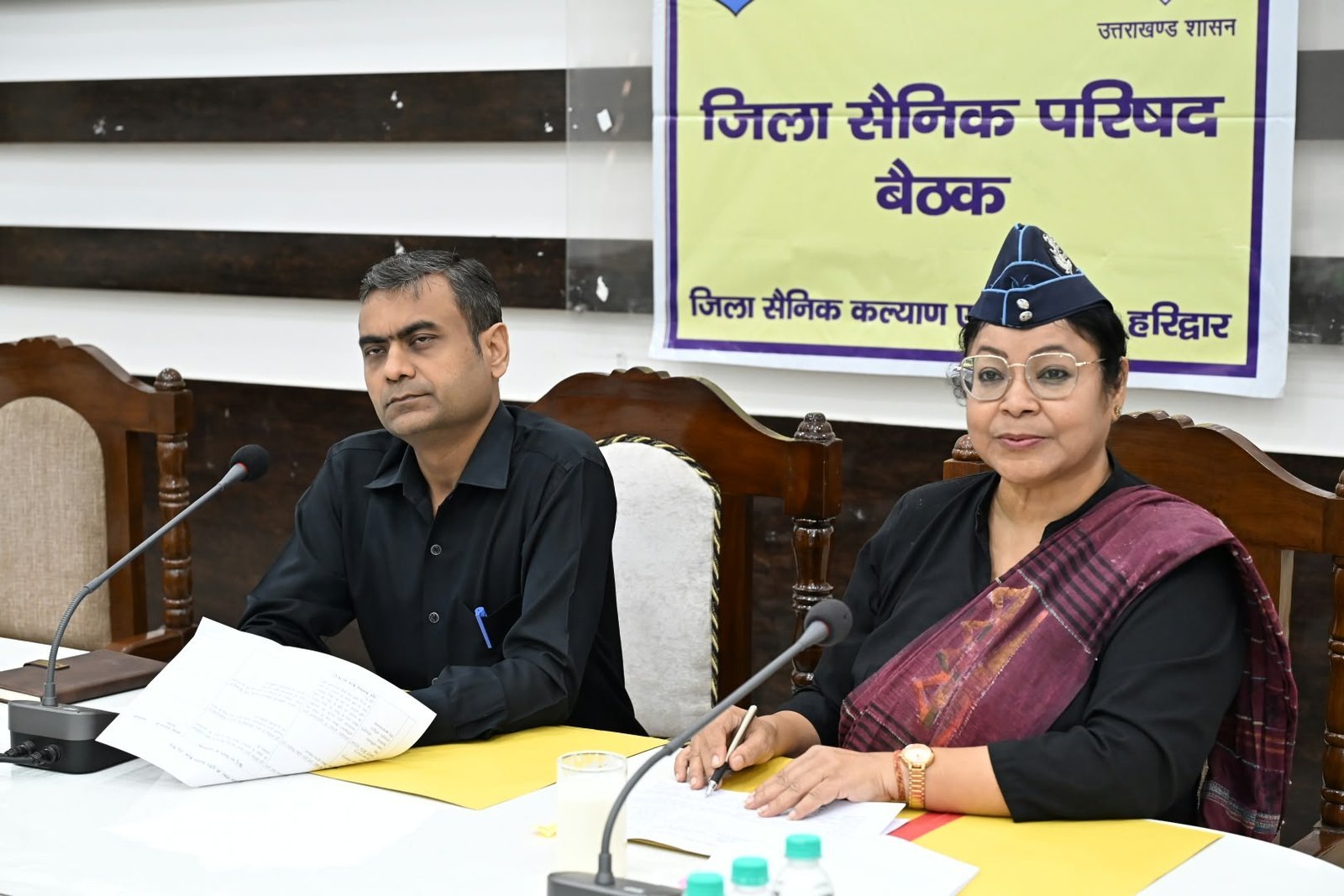 1789125495_पूर्व-सैनिकों-की-समस्याओं-के-समाधान-को-प्राथमिकता-विभागों-को.jpeg