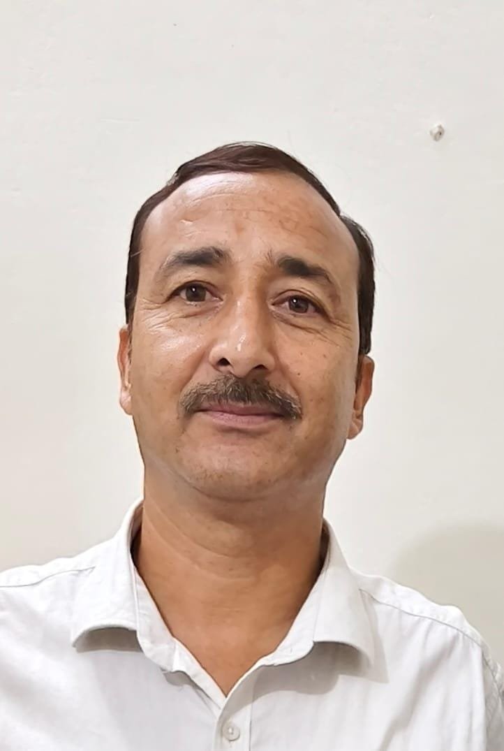 1789226835_महानिदेशक-सूचना-श्री-बंशीधर-तिवारी-ने-भी-जिला-सूचना-अधिकारी.jpeg