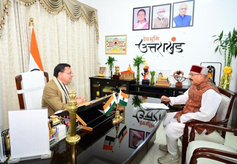 1793293456_मुख्यमंत्री-श्री-पुष्कर-सिंह-धामी-से-कैबिनेट-मंत्री-श्री-सतपाल.jpeg