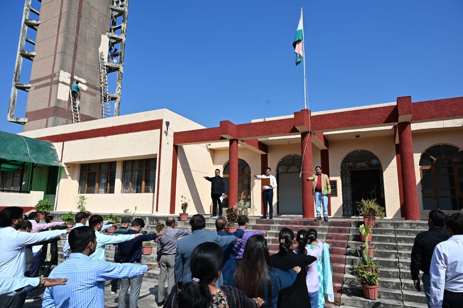 1793443241_लौह-पुरुष-सरदार-वल्लभभाई-पटेल-की-जयंती-पर-कलेक्ट्रेट-परिसर.jpeg